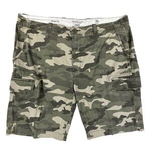 Roundtree & Yorke Camo Cargo Shorts Casuals Men's 42W Classic Fit 10" Inseam